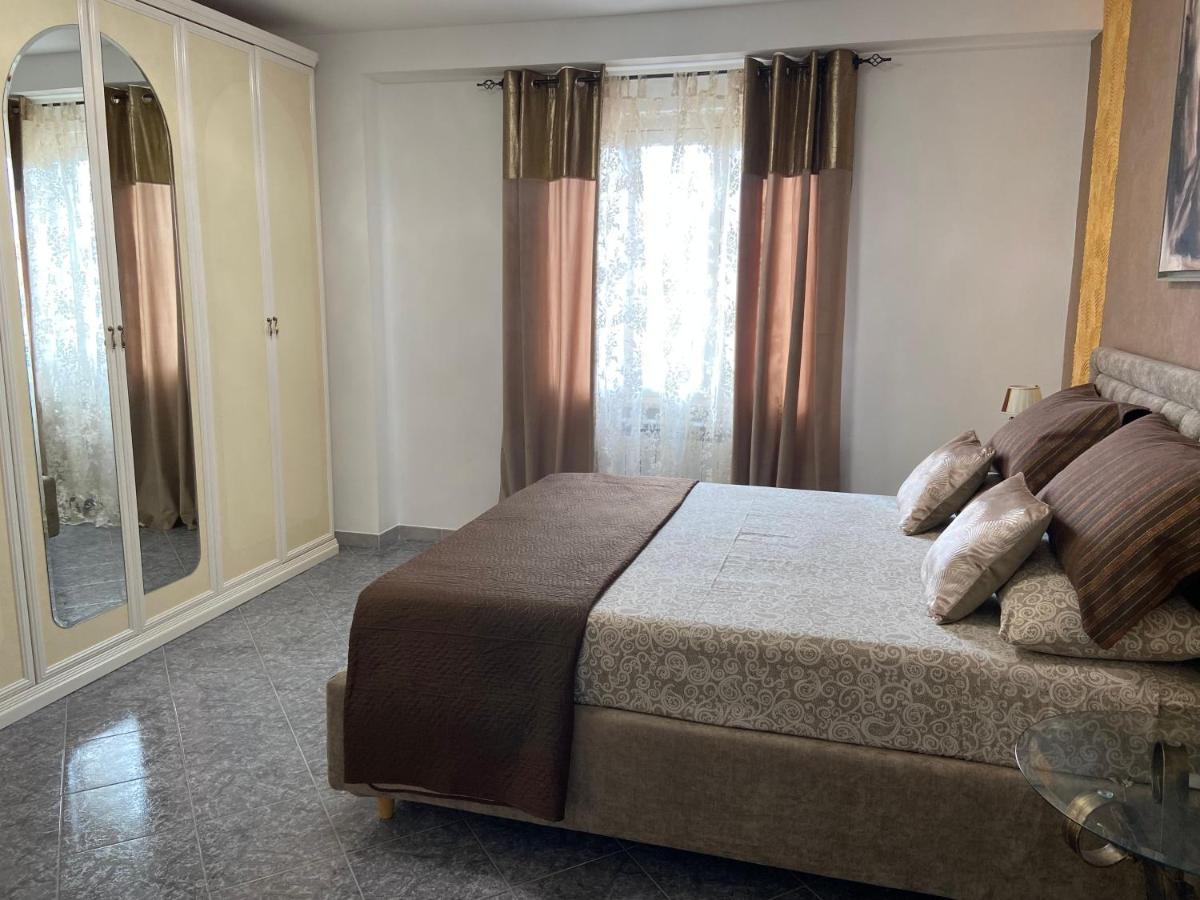 Sunderville Superior Apartment
